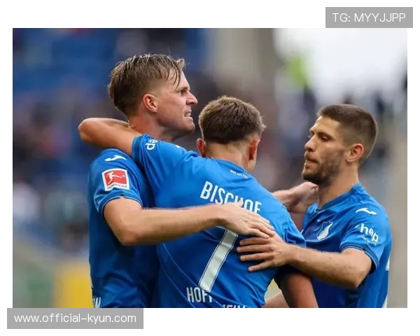 欧联杯里昂对阵前进之鹰,榜首球队主场求大胜