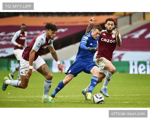 切尔西与定位球教练伯纳多-库埃瓦续约三年，其工作被管理层高度认可